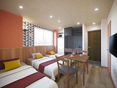 Triple Room