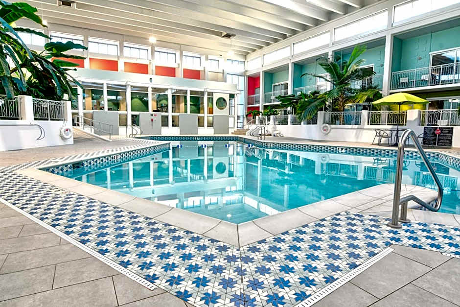 Oasis Hotel & Conv. Center, an Ascend Collection Hotel