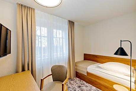 Single Room with Garden View