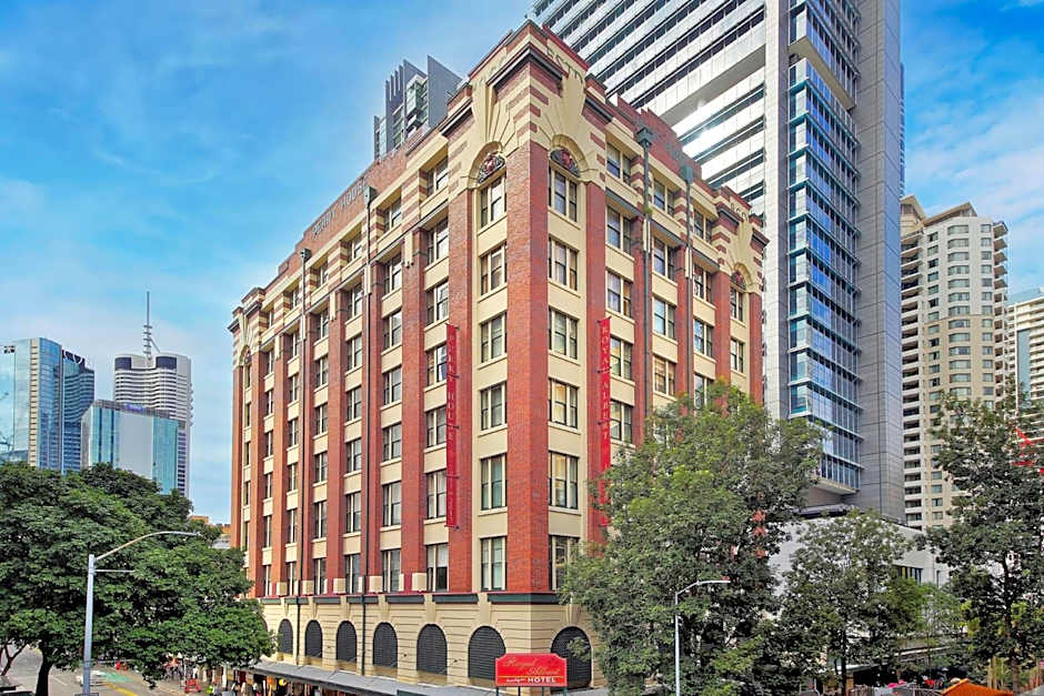 Royal Albert Hotel