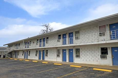 Trade Wind Motel Jacksonville TX US 69