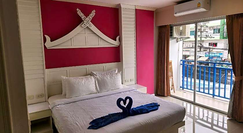 Santi White House Patong