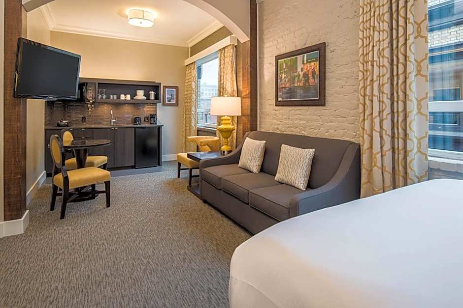 The Mark Spencer Hotel