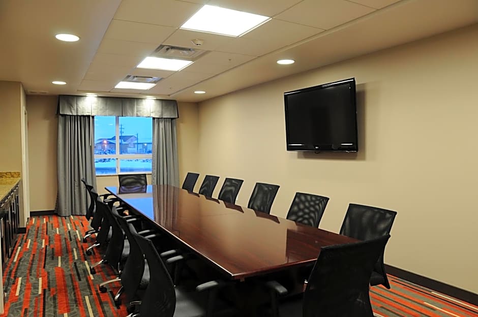 Chateau Inn & Suites Bonnyville