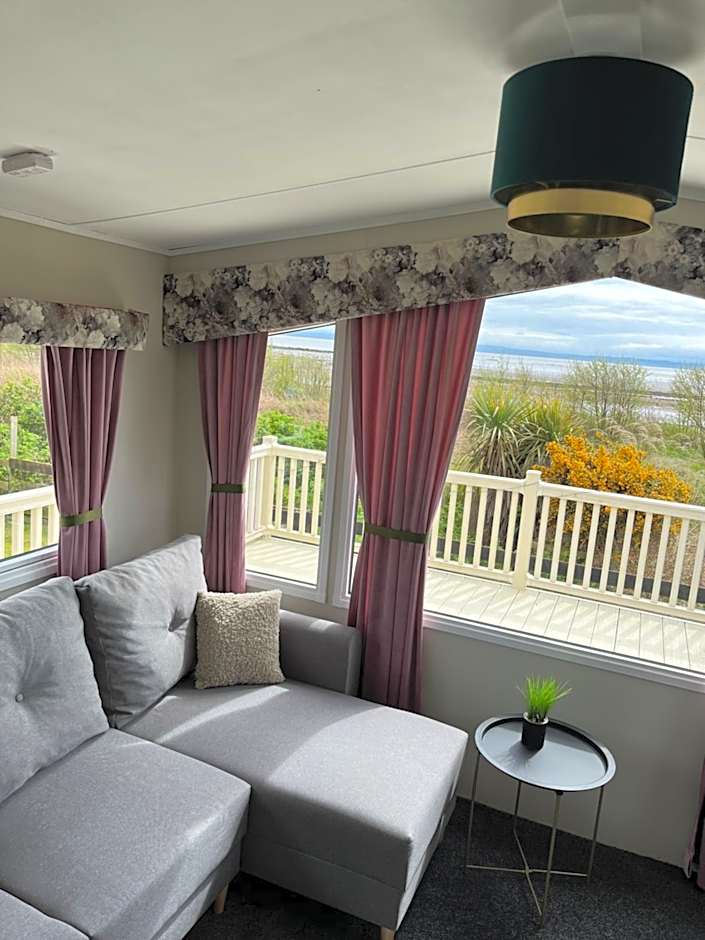 Marianne Bay - Southerness Caravan Park with Sea View - Pet Friendly