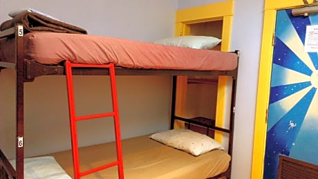 1 Person in 4-Bed Dormitory - Female Only