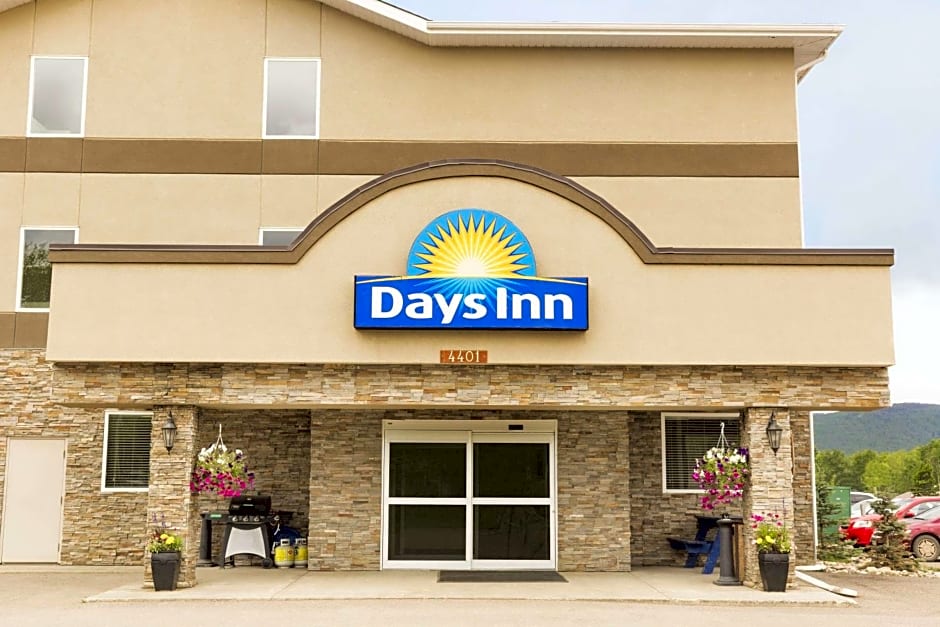 Days Inn by Wyndham Chetwynd