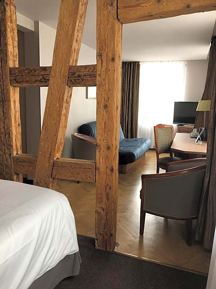 Logis Hôtel Restaurant Au Cerf d'Or