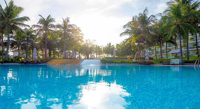 Sea Links Beach Hotel