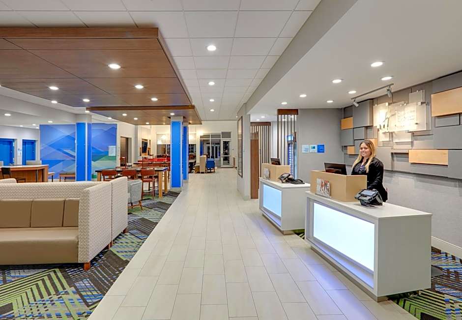 Holiday Inn Express & Suites Dallas NW HWY - Love Field By IHG