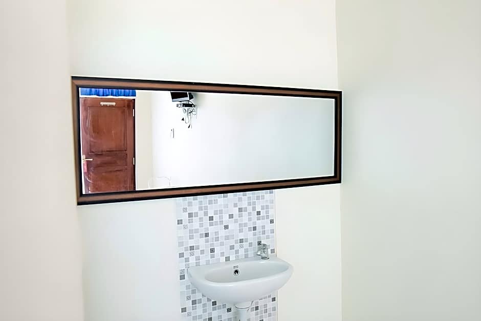 RedDoorz @ Panglima Sudirman Probolinggo