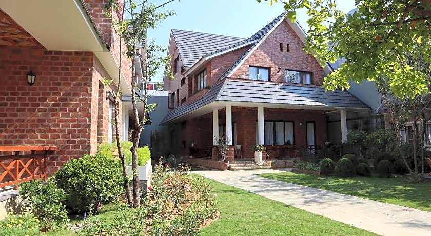 Hoang Loc Villa Hotel