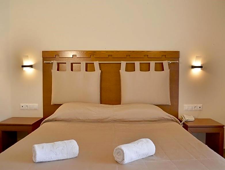 Foto 1 dari 1 — Standard 1 Double Bed or 2 Beds, Sea View