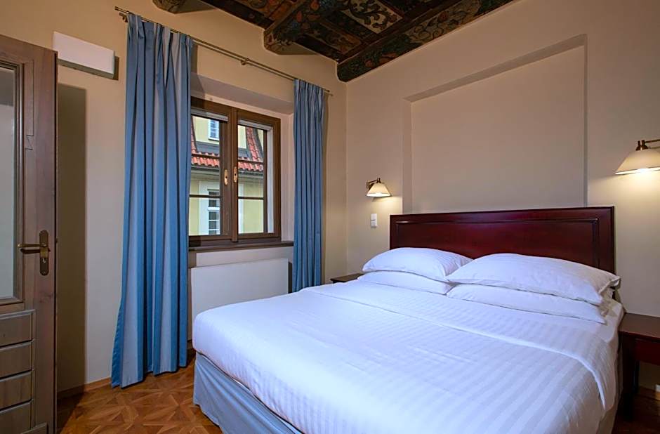 Charles Bridge Heritage Suites by SALVATOR HOTELS