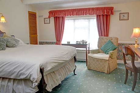 1 Double Bed, Non-Smoking, Standard Room
