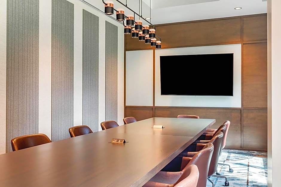 Cambria Hotel New Haven University Area