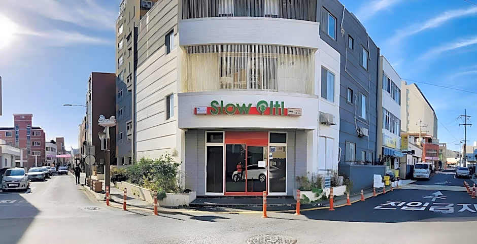 Slow Citi Guest House