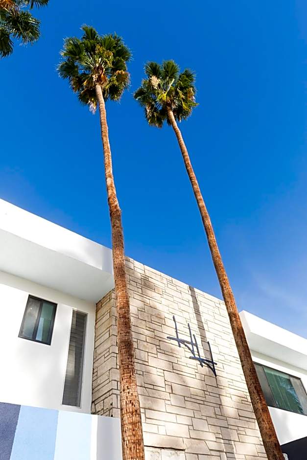Holiday House Palm Springs