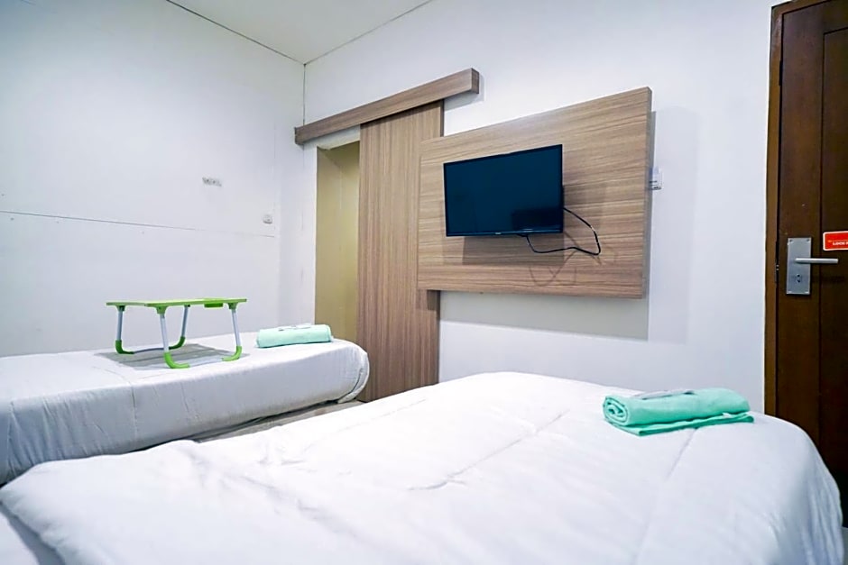 Urbanview Hotel Bes Mangga Besar