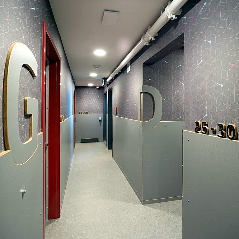 Pangea Pod Hotel