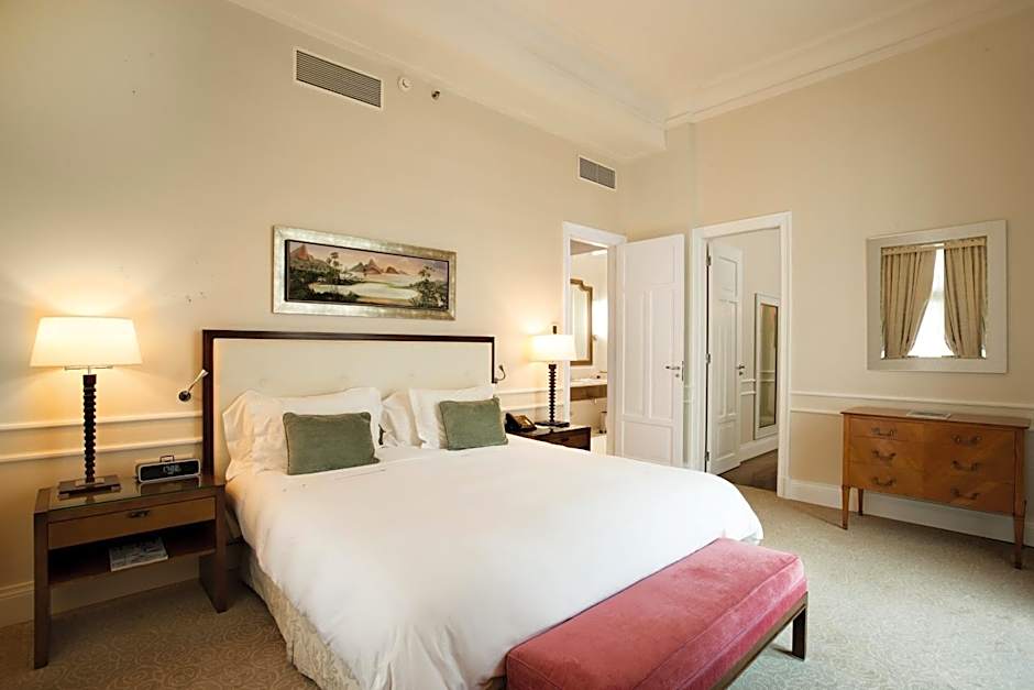 Photo 1 of 4 of Suite, City View
