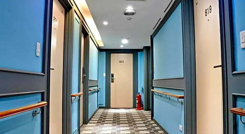 Champs Elysees Hotel