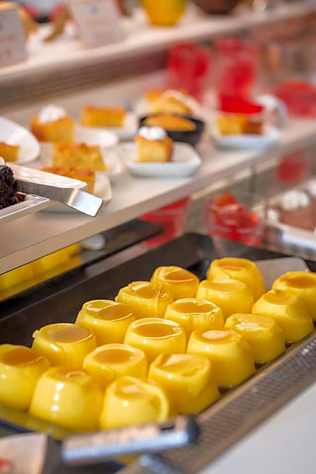 Hydrele Beach Hotel & Village