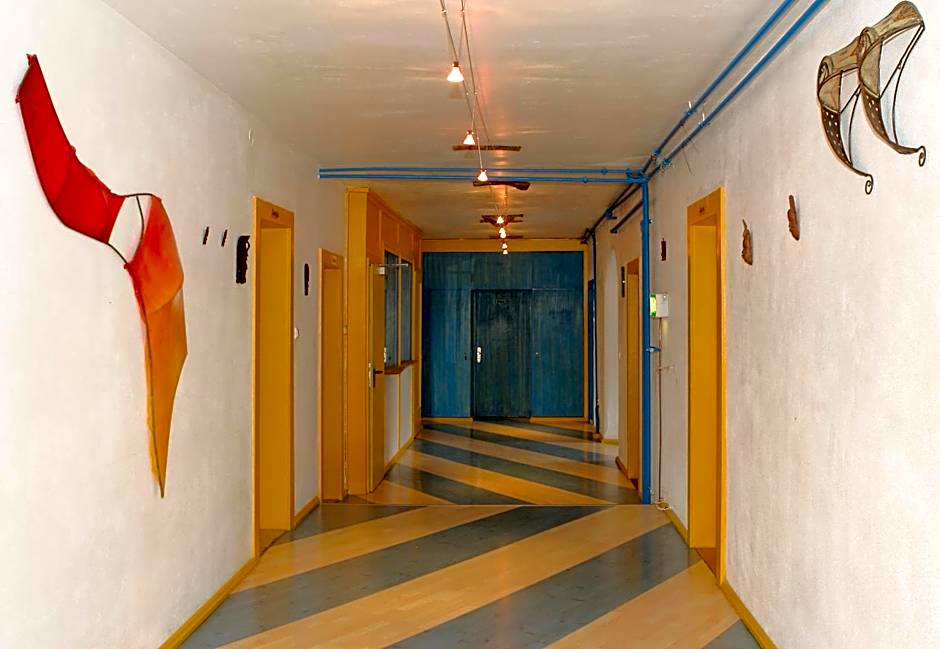 Schiff Bihlerdorf - Hostel