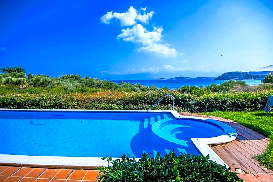 Mirabella Apartments