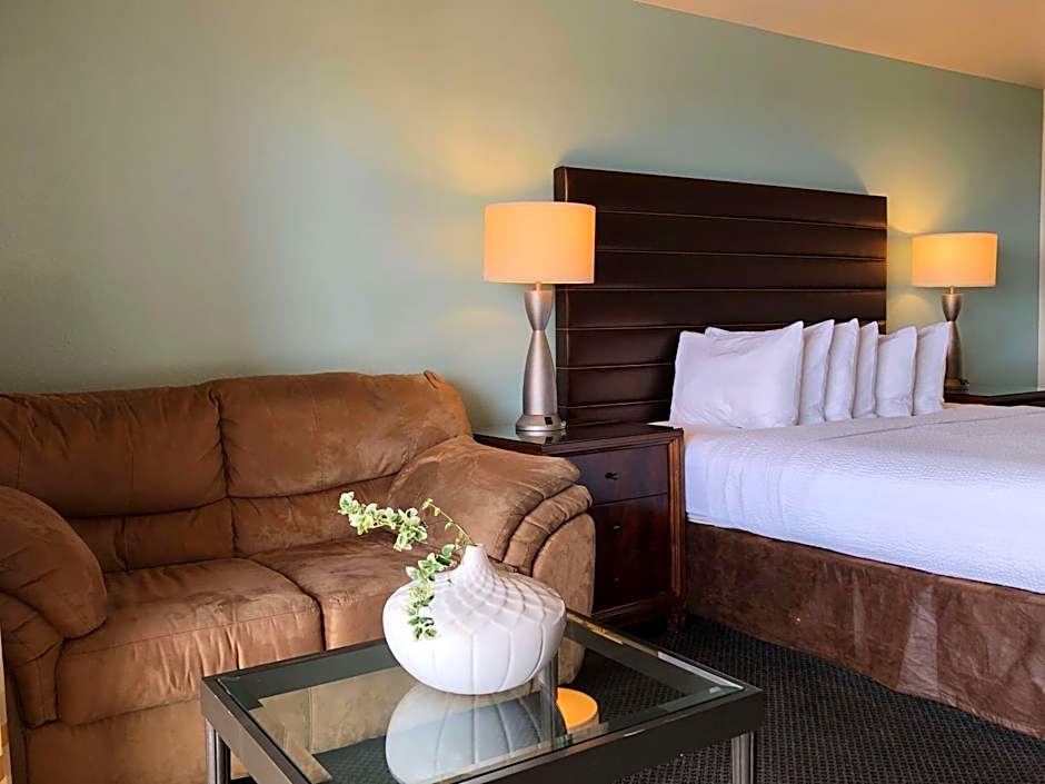 SureStay Plus Hotel Gold Beach by Best Western