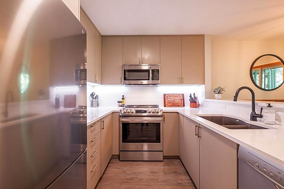 Arrowhead Point by Outpost Whistler