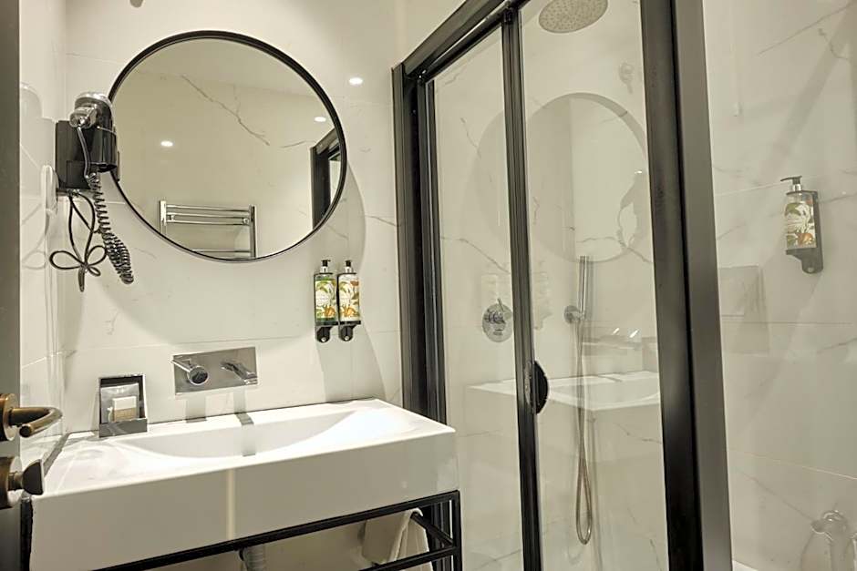 Duplo Charme Boutique Hotel