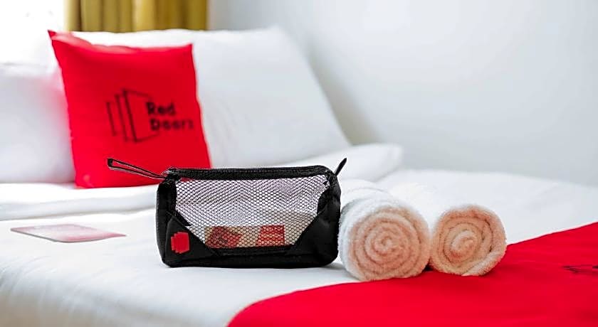 RedDoorz @ Poblacion Sur Sigma