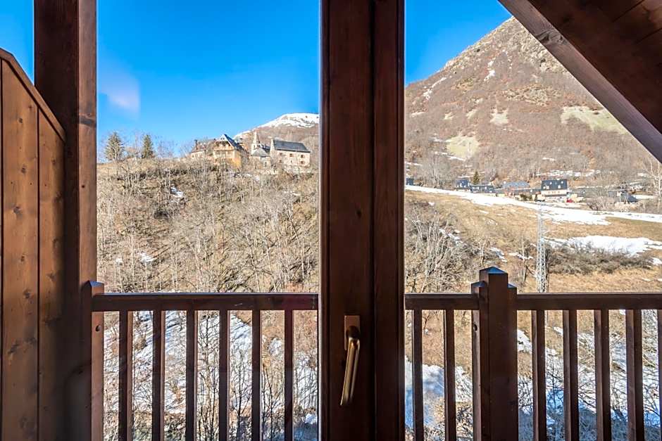 Apartamentos SNO Mont Romies Unhola