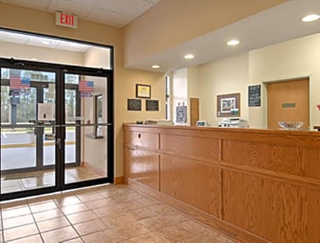 Super 8 Pascagoula
