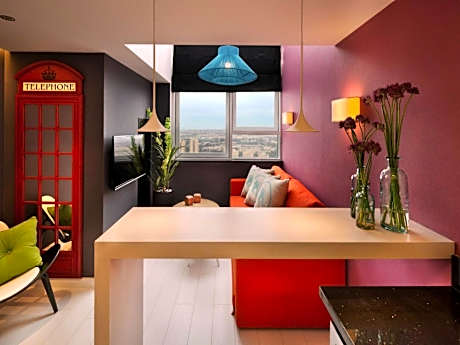 Platinum Apartment - Split Level