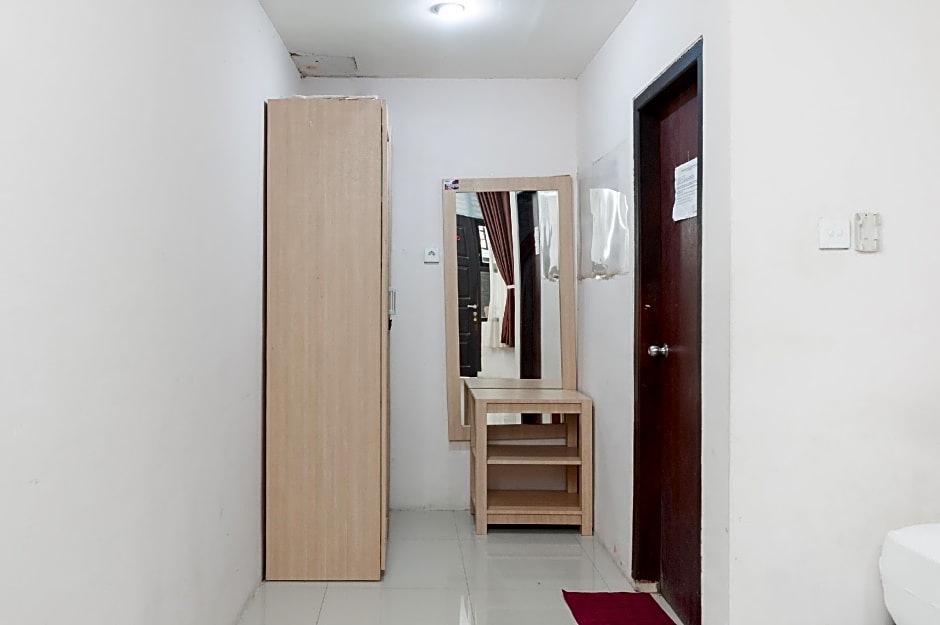 RedDoorz Syariah near Banda Aceh Convention Hall