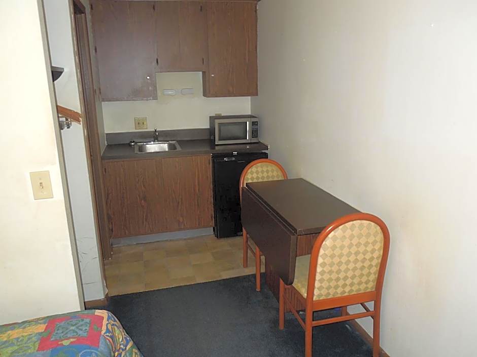 Xenia Country Inn