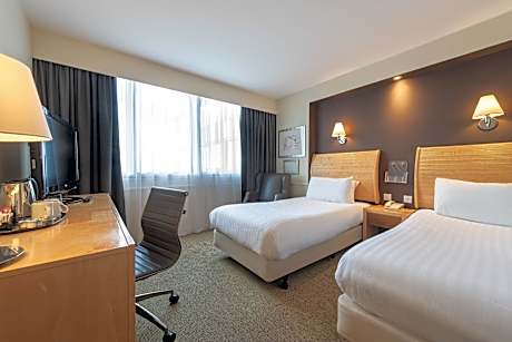 2 Single Standard with Free Hot Breakfast