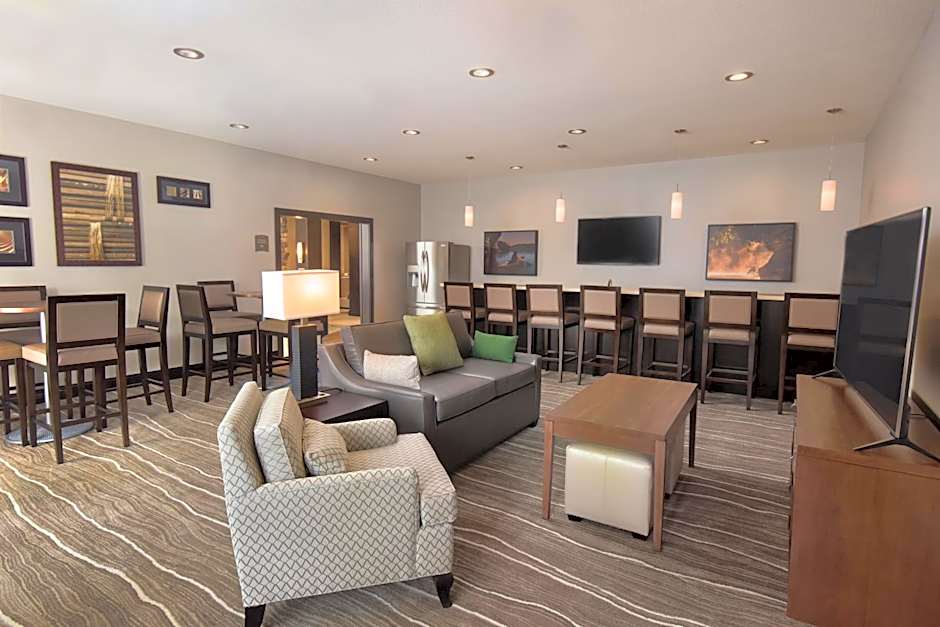 Staybridge Suites By Holiday Inn Wisconsin Dells - Lake Delton By IHG