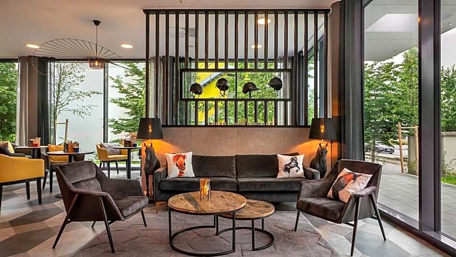 Holiday Inn - the niu, Fury Aschheim by IHG