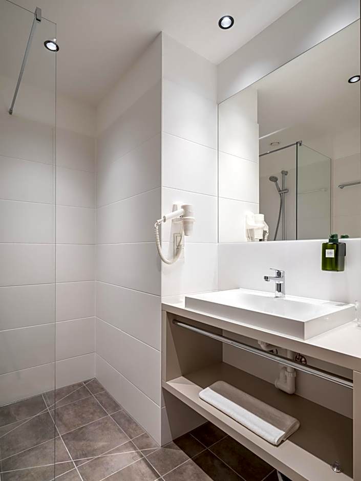 Hotel AT HOME - late arrival self check in