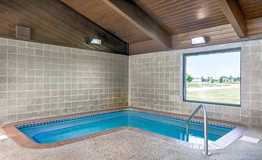 AmericInn by Wyndham Grafton