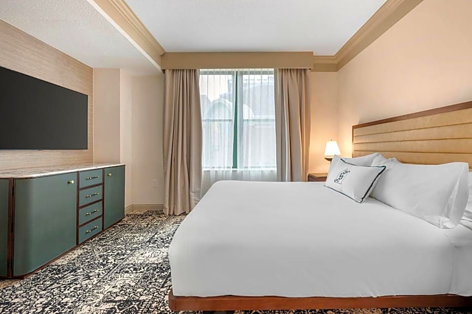 Omni Severin Hotel