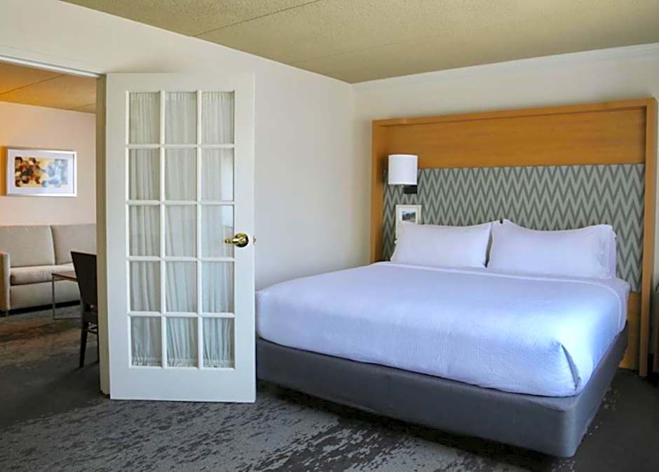 Holiday Inn Salem By IHG