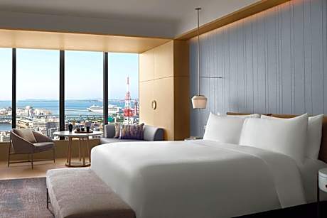 Guest room, 1 King, Hakata Bay view