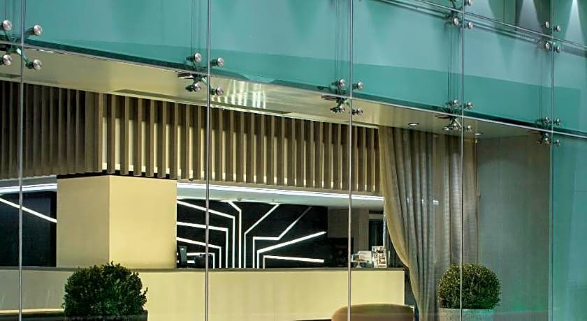 Ramada Hotel & Suites by Wyndham Izmir Kemalpasa