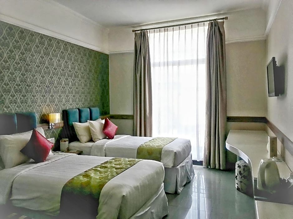 Amarelo Hotel Solo