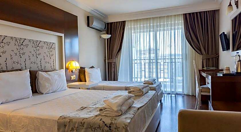 Sentinus Beach Hotel
