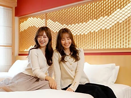 Twin Room - Non-Smoking